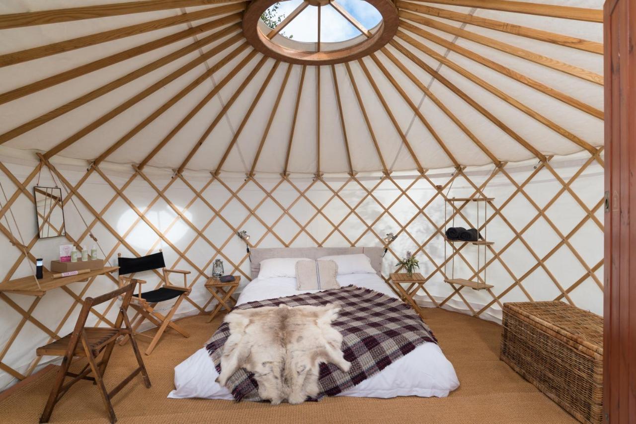 Festival Yurts Hay-On-Wye Hotel Exterior photo