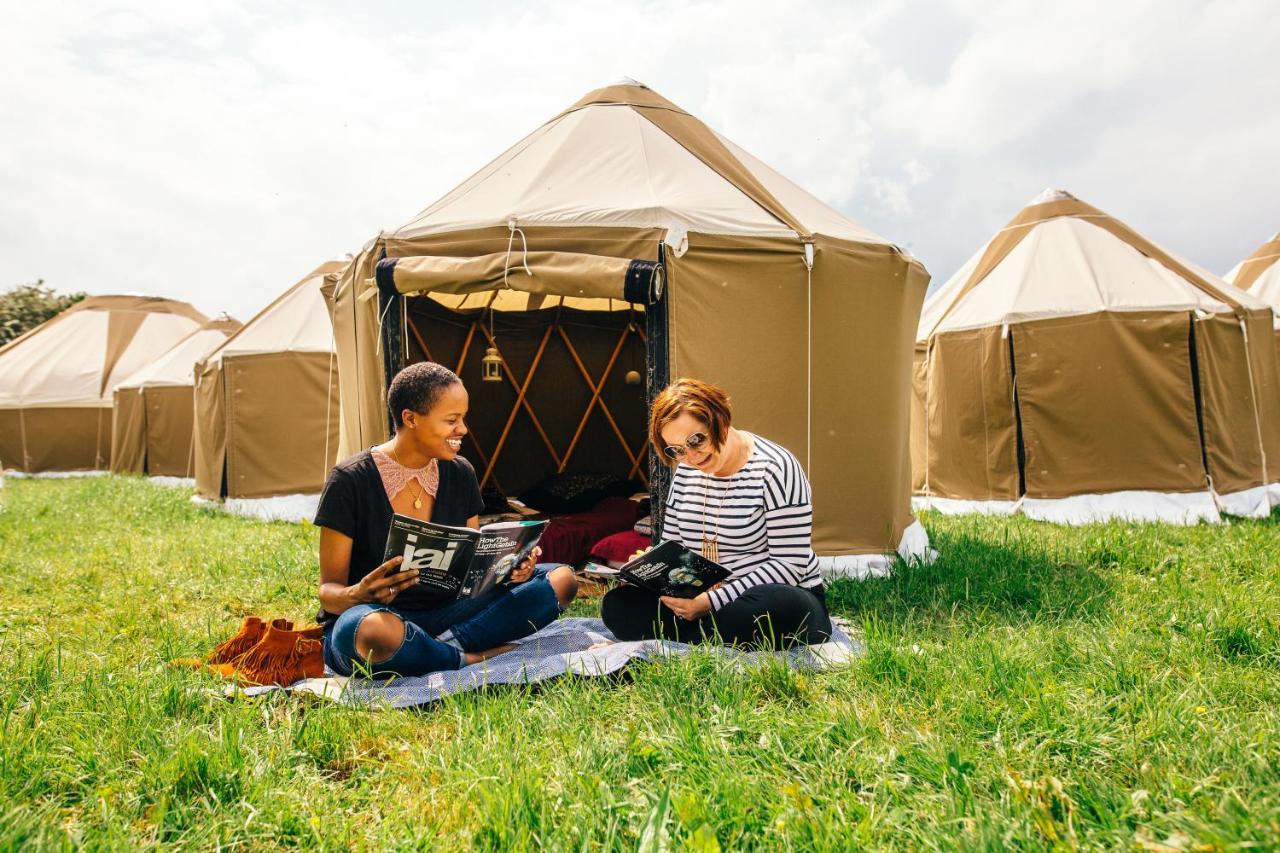 Festival Yurts Hay-On-Wye Hotel Exterior photo