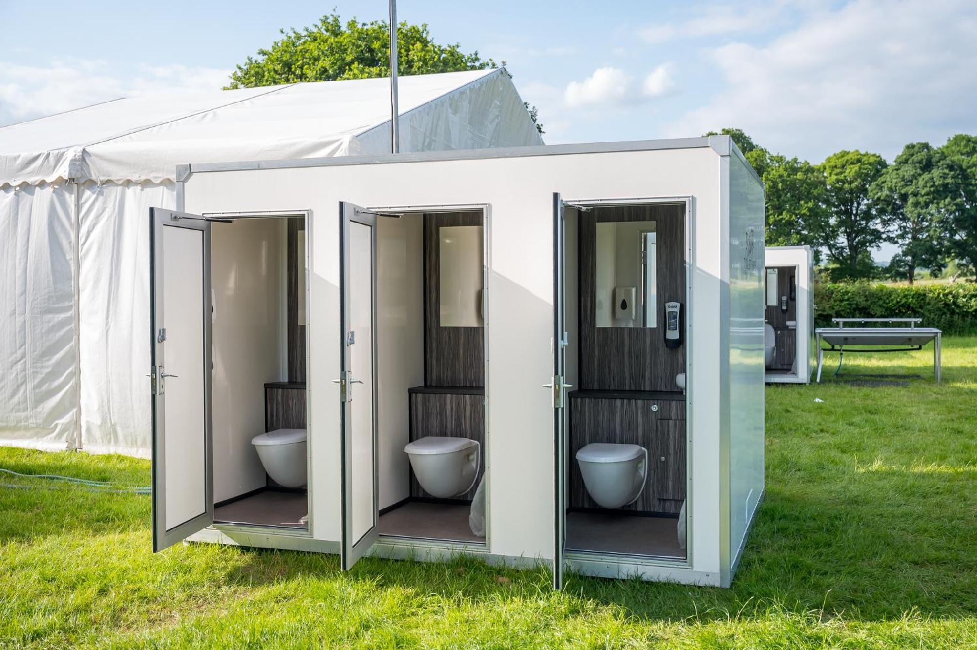 Festival Yurts Hay-On-Wye Hotel Exterior photo