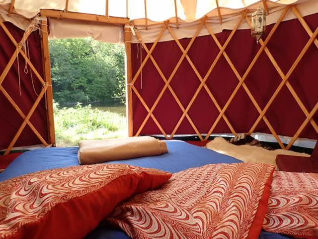 Festival Yurts Hay-On-Wye Hotel Exterior photo