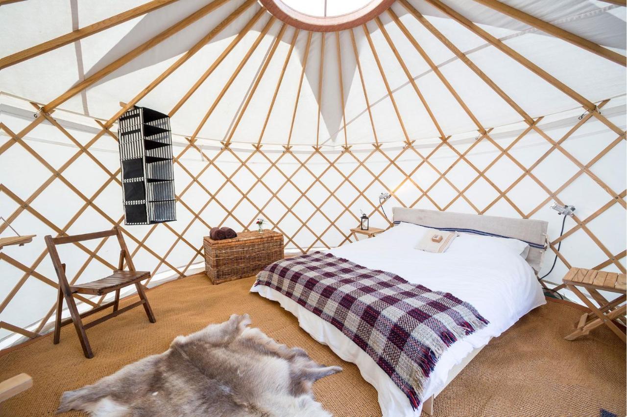 Festival Yurts Hay-On-Wye Hotel Exterior photo