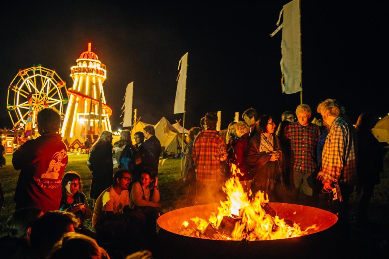 Festival Yurts Hay-On-Wye Hotel Exterior photo